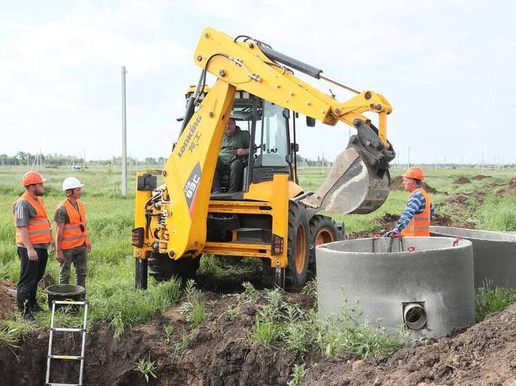 На участках для многодетных в поселке Пригородном начали проводить газ, свет и воду