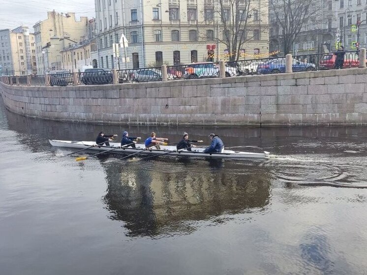 Новгородский байдарочник Максим Калачёв взял золото и два серебра на первенстве России