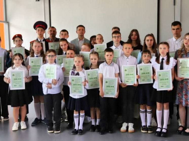 Калужский губернатор рассказал школьникам, что гордится их успехами