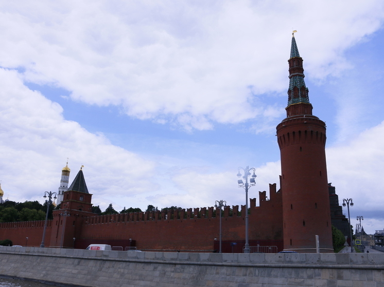 Сенатор Карасин призвал проверить данные о поставках сербских боеприпасов Киеву