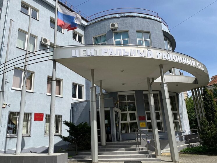До суда дошло дело ранившего из арбалета знакомую калининградца