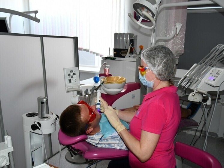 Стоматологи выявили у чебоксарца предраковое состояние из-за частого курения