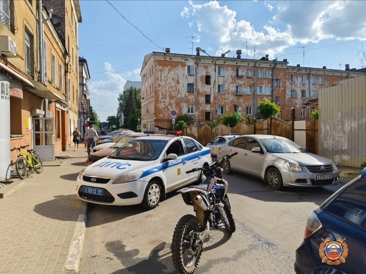 В Твери 12-летний водитель питбайка оказался в отделе полиции