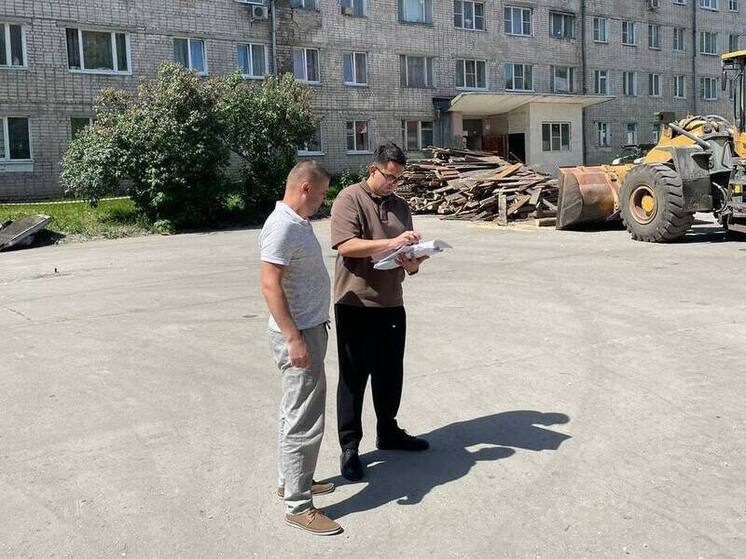 Ремонт домов в Новомичуринске приостановили из-за нарушений техники безопасности