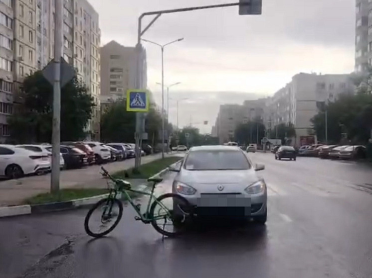 В Белгороде машина сбила подростка на велосипеде
