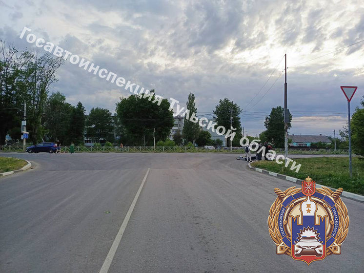 В Новомосковске автоледи на "Киа Рио" столкнулась с мотоциклом