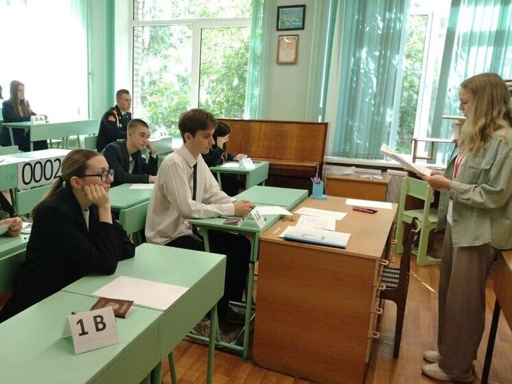 Смоленские выпускники сдали ЕГЭ по русскому языку