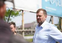Губернатор Запорожской области Евгений Балицкий отметил колоссальную работу по реконструкции Весёловского Дома культуры, которую проводит Кировская область – шефский регион Весёловского муниципального округа