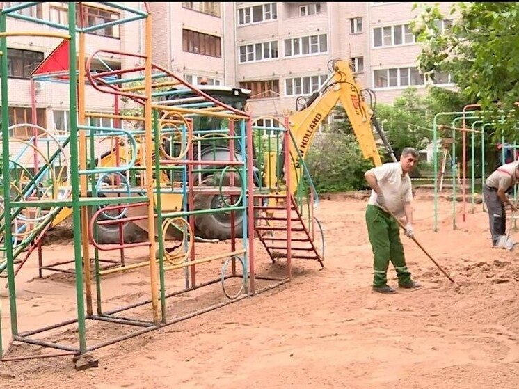 В Великом Новгороде благоустроят восемь дворов за 5 миллионов рублей