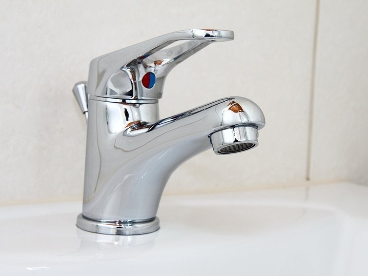 Кедровый рискует остаться без горячей воды из-за накопленных долгов