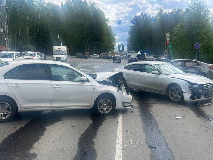 В Томске в тройном ДТП пострадал ребенок