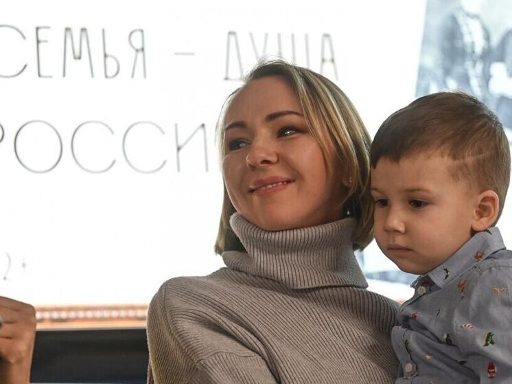 ЗАГСы Тюменской области проведут правовое консультирование родителей