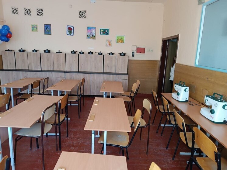 Более пятисот школ получат новое оборудование в ДНР