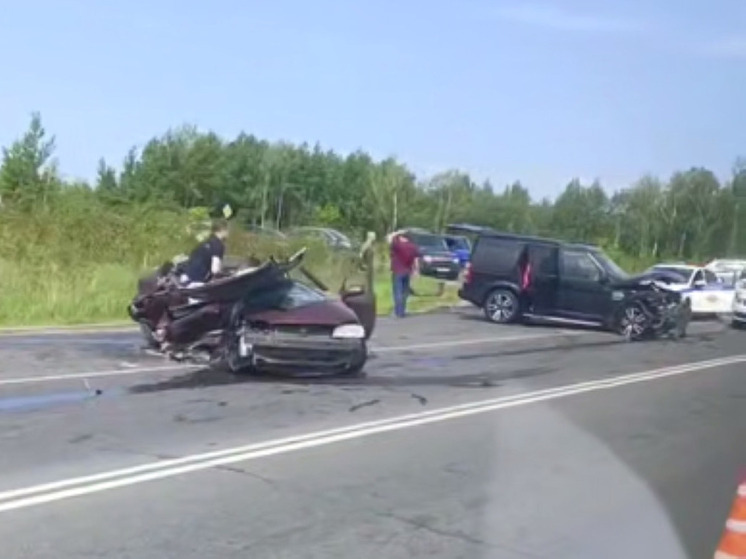 В серьезном ДТП на Красногорском шоссе пострадали люди