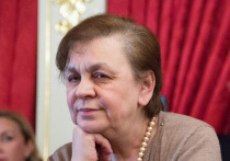 Вы никогда и не узнаете, что на большой профессиональной сцене Театра мюзикла, где все отточено до мелочей, где слаженно работает даже каждый винтик, участвующий в спектакле, перед вами выступают не только маститые артисты, но и те, кому завтра с утра «к первой паре»