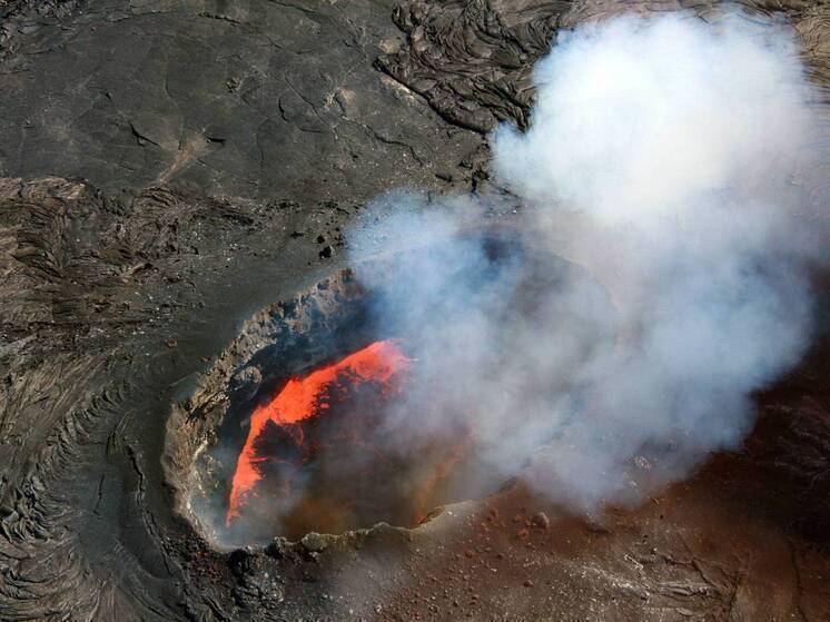 Учёные увидели угрозу в возможном пробуждении гавайского вулкана Мауна-Лоа