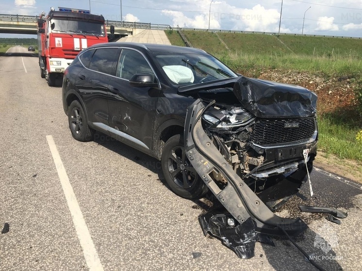 На въезде в Калугу столкнулись иномарки