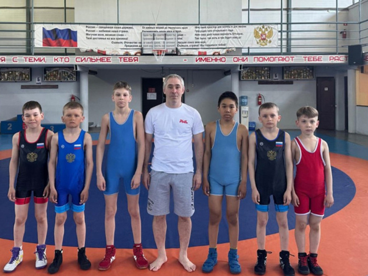 Чукотские борцы выступят на масштабных соревнованиях в Волгограде