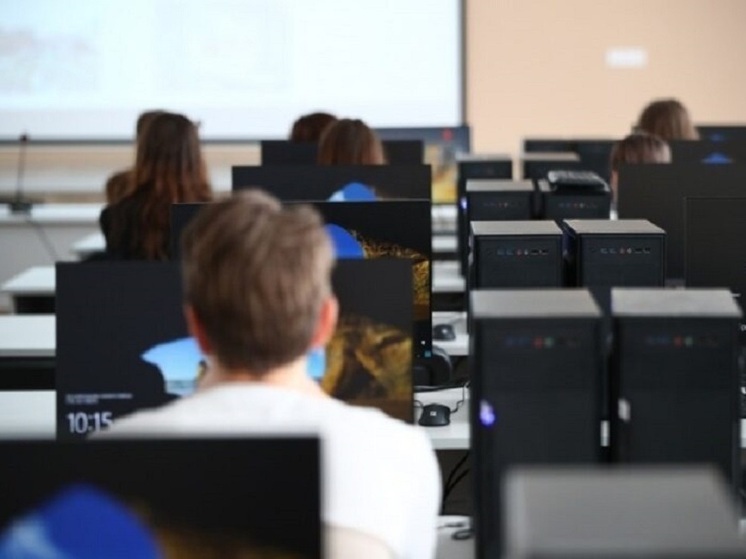 В Волгоградской области увеличилось число вакансий для подростков