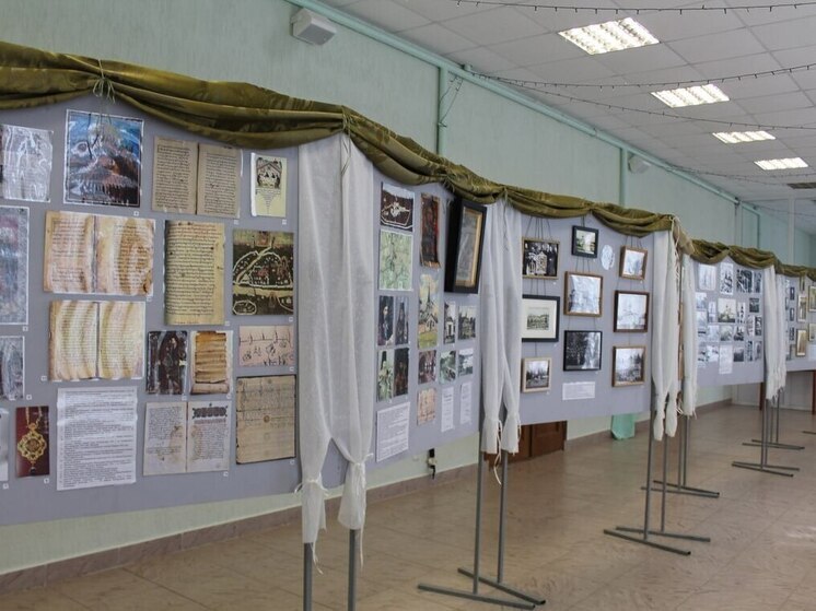 Псковичей приглашают на фотовыставку в Спасо-Елеазаровском монастыре