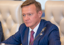 Руководитель Минтранса России Роман Старовойт взял под личный контроль ситуацию вокруг обрушения мостовых пролетов в Брянской и Курской областях, заявили в ведомстве