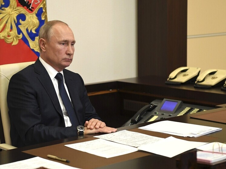 Мурашко доложил Путину о мерах по оказанию помощи пострадавшим в Брянской области
