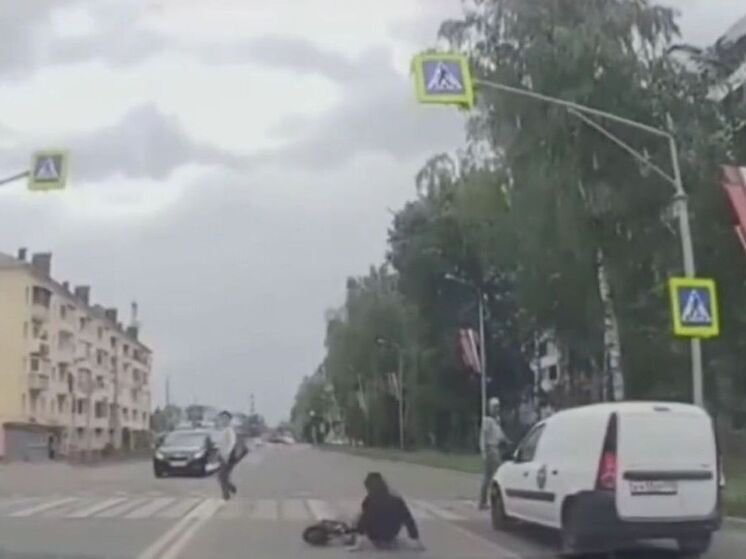 Самокатчик выполнил сальто на дороге в подмосковном Клину