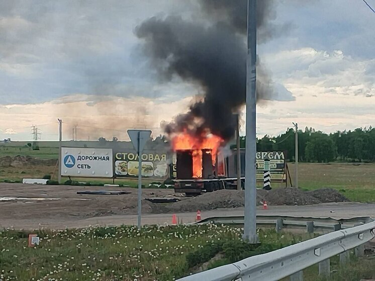 Губернатор Иркутской области доложил о ситуации в Усольском районе после атаки дронов