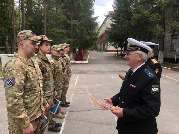 В Приозерске встретили бойцов после командировки в зону СВО
