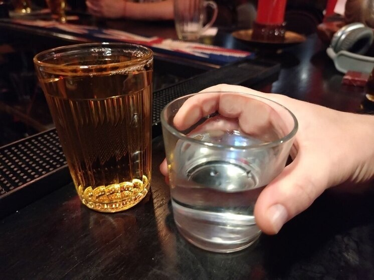 Житель Хакасии остался без телефона и перстня после застолья с малознакомой компанией