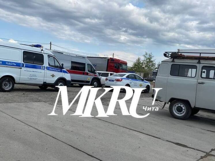 Правоохранители остановили фуру на федеральной трассе под Читой