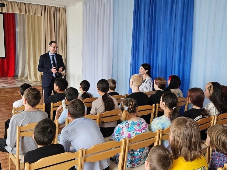 Работники прокуратуры посетили детский дом в Нарьян-Маре