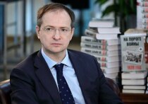Помощник президента России и руководитель российской делегации в Стамбуле Владимир Мединский сказал, что общий потолок обмена между Россией и Украиной составит не менее 1000 человек, но может быть выше