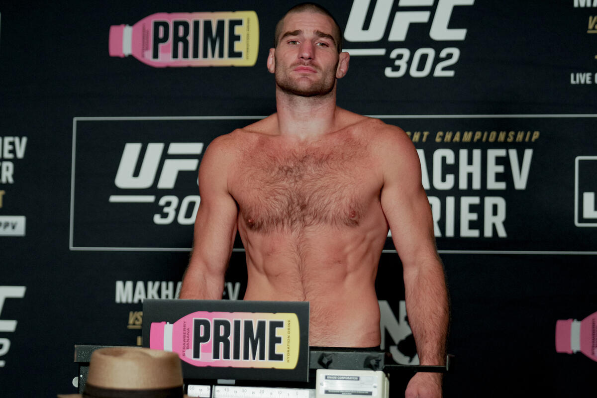 Экс-чемпион среднего дивизиона оценил свое состояние, заработанное во время карьеры