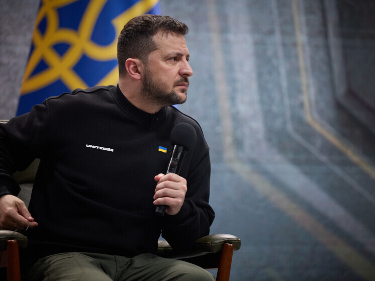 Зеленский заявил о наступлении России на сумском и покровском направлениях