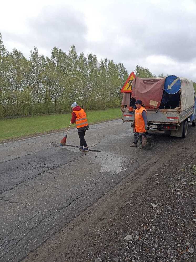 Более 300 квадратных метров дорог отремонтировано в Чувашии 1 мая