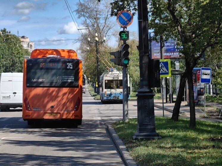 В Хабаровске изменится график движения автобусов и трамваев в День России