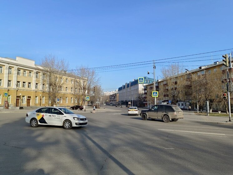 Жители Барнаула пожаловались на зловоние в разных частях города