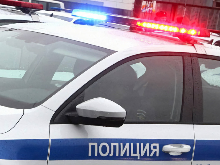 Голого и буйного приморца под веществами отловили полицейские