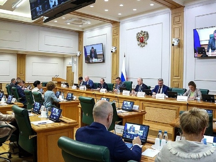 Алтайский сенатор обозначил необходимость работы в сфере защиты прав потребителей