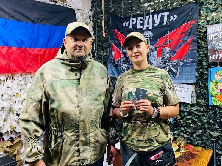Сразу двумя медалями наградили липецкого военкора Голембовскую за вклад в СВО