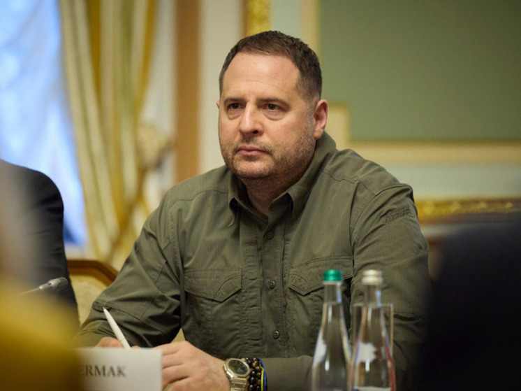 Ермак прибыл в США для обсуждения санкций против РФ и минеральной сделки