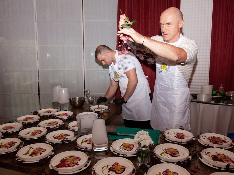 Членами Всемирной федерации ресторанного спорта стали сочинцы