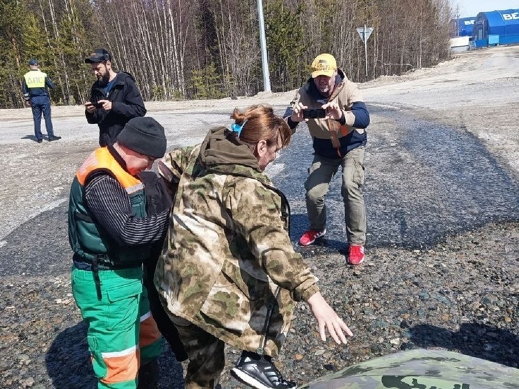 Уровень реки Пяку-Пур в Тарко-Сале стабилизировался