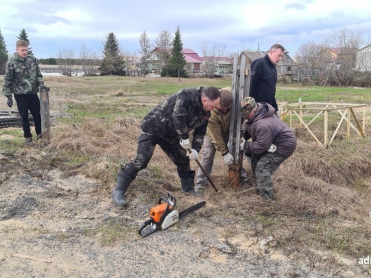 В Малом Качгорте Нарьян-Мара разобрали старый забор