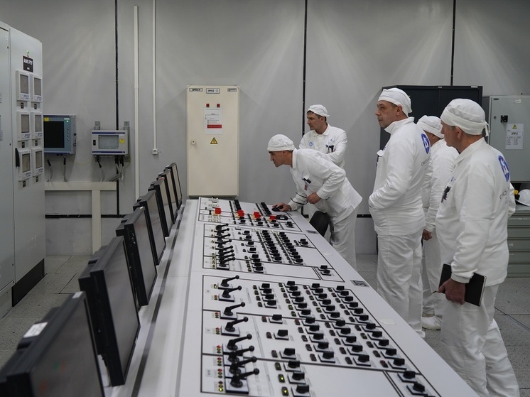 Второй энергоблок Смоленской АЭС получил лицензию Ростехнадзора до 2030 года