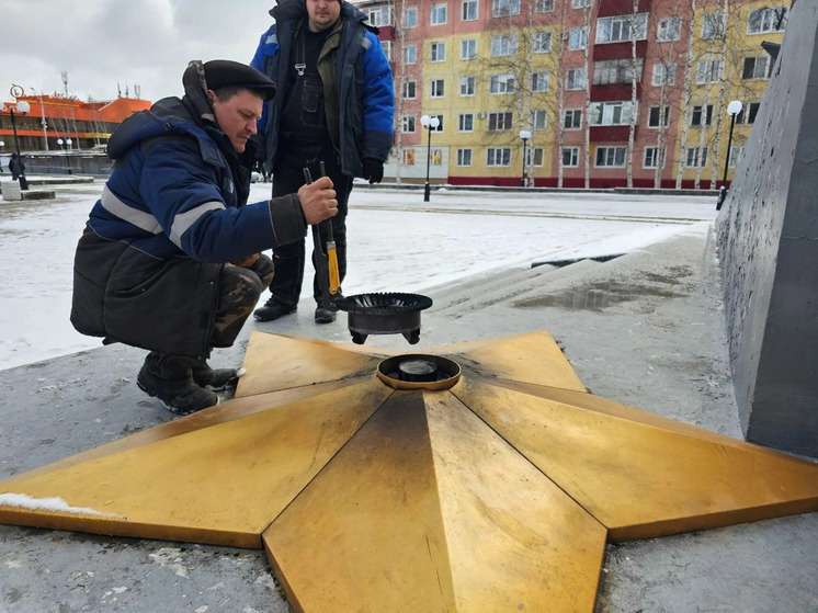 В Нефтеюганске ремонтируют памятники