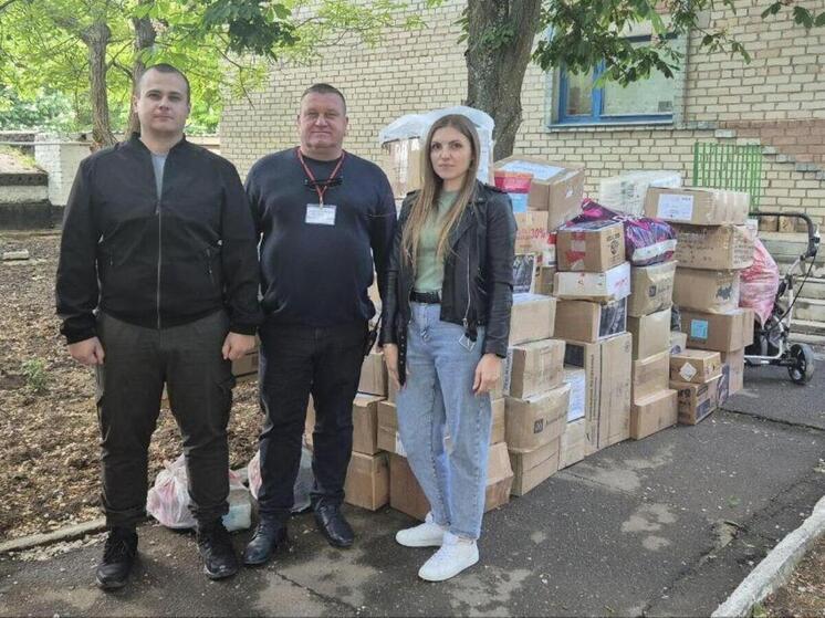 Рязанцы передала гумпомощь Алешкинскому дому-интернату