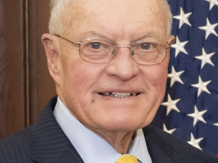 Келлог: удары Украины по российским аэродромам повышают риски в конфликте