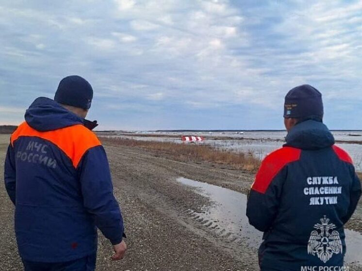 В регионах Якутии продолжается спад паводковых вод, частично освобождаются населённые пункты